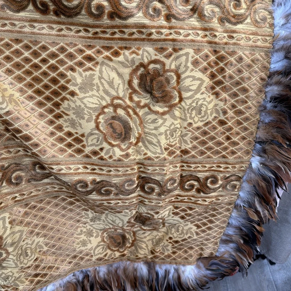 Neiman Marcus Baroque Throw , Sofa Chair Table Cover , Wall Hanging W feathers‎